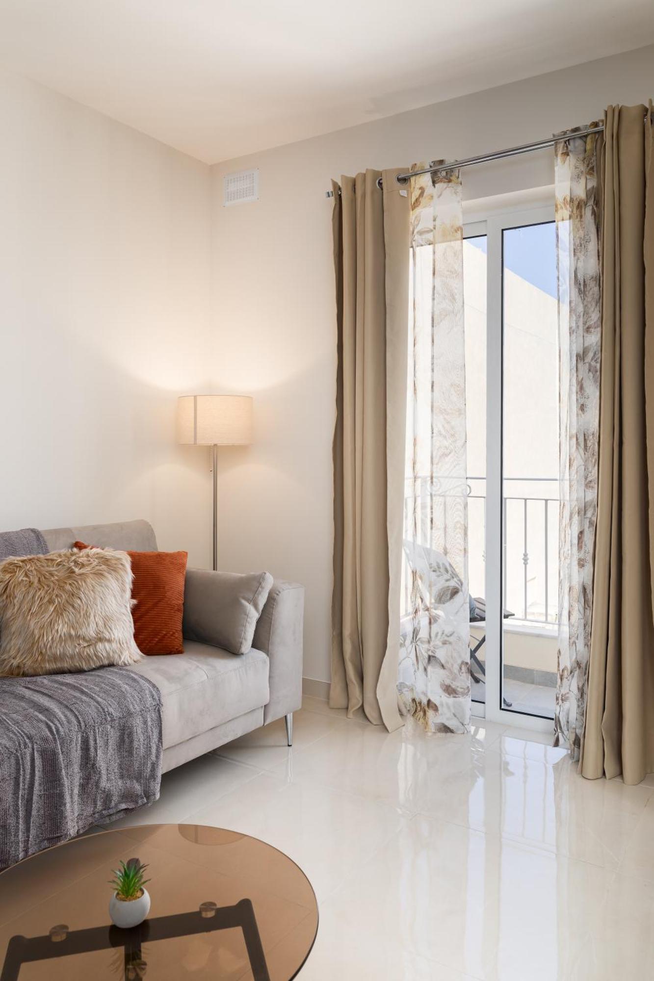 Gzira Edka Suites - Modern Sunlit 2Bd Apartments With Balconies - Close To Sliema Promenade, St Julian'S & St Georges Bay מראה חיצוני תמונה
