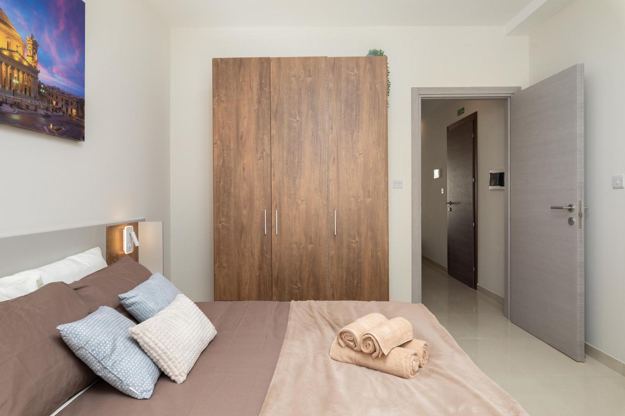 Gzira Edka Suites - Modern Sunlit 2Bd Apartments With Balconies - Close To Sliema Promenade, St Julian'S & St Georges Bay מראה חיצוני תמונה