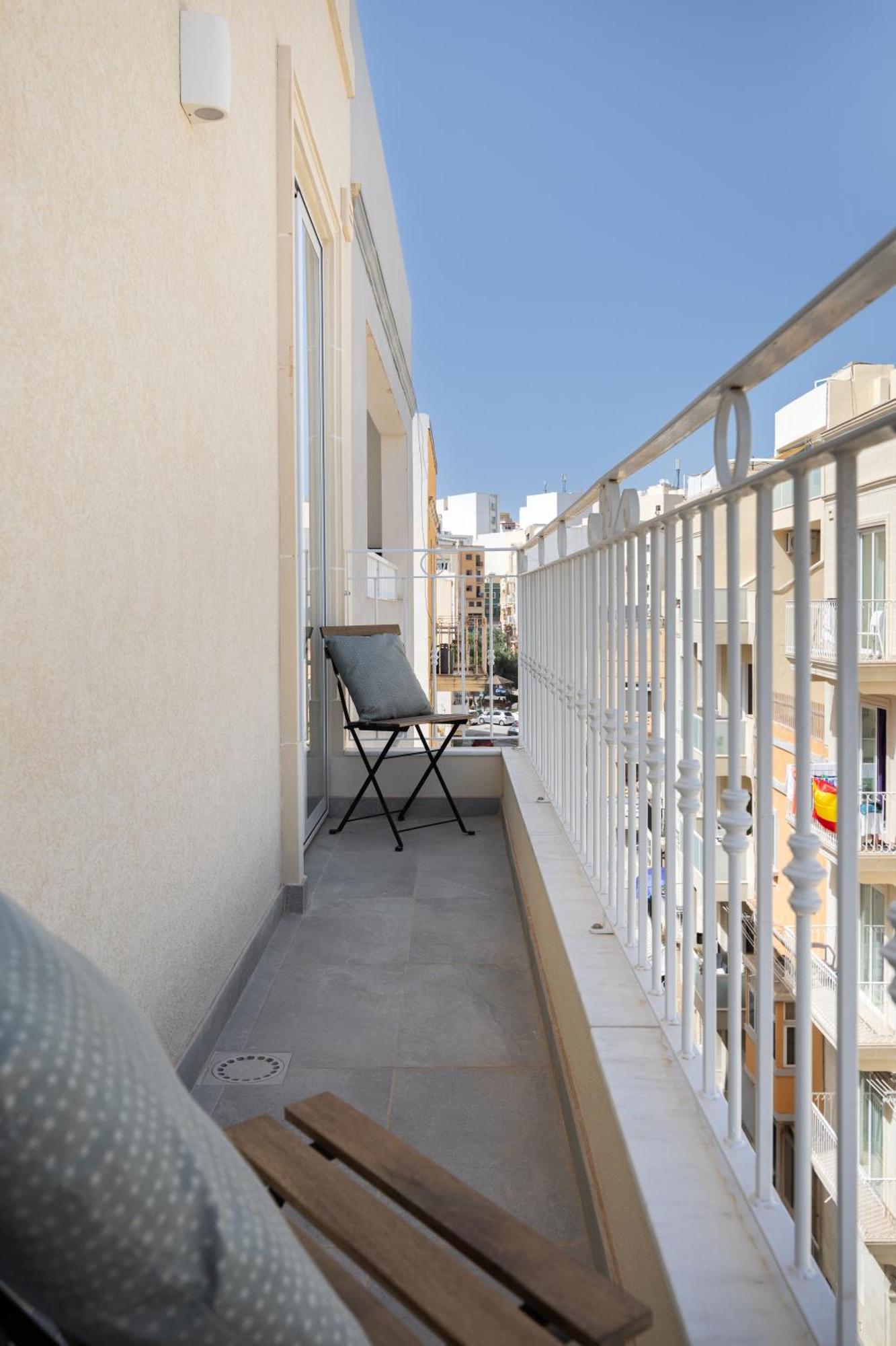 Gzira Edka Suites - Modern Sunlit 2Bd Apartments With Balconies - Close To Sliema Promenade, St Julian'S & St Georges Bay מראה חיצוני תמונה