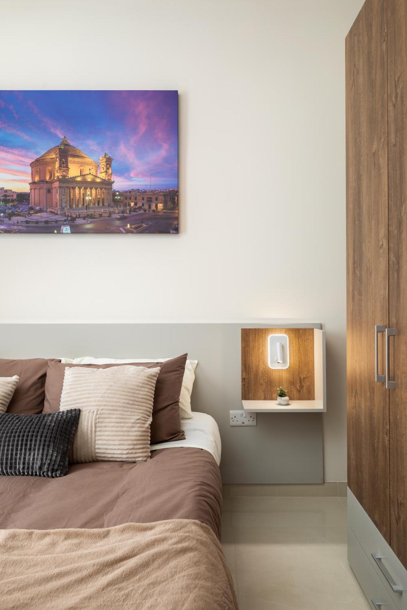 Gzira Edka Suites - Modern Sunlit 2Bd Apartments With Balconies - Close To Sliema Promenade, St Julian'S & St Georges Bay מראה חיצוני תמונה