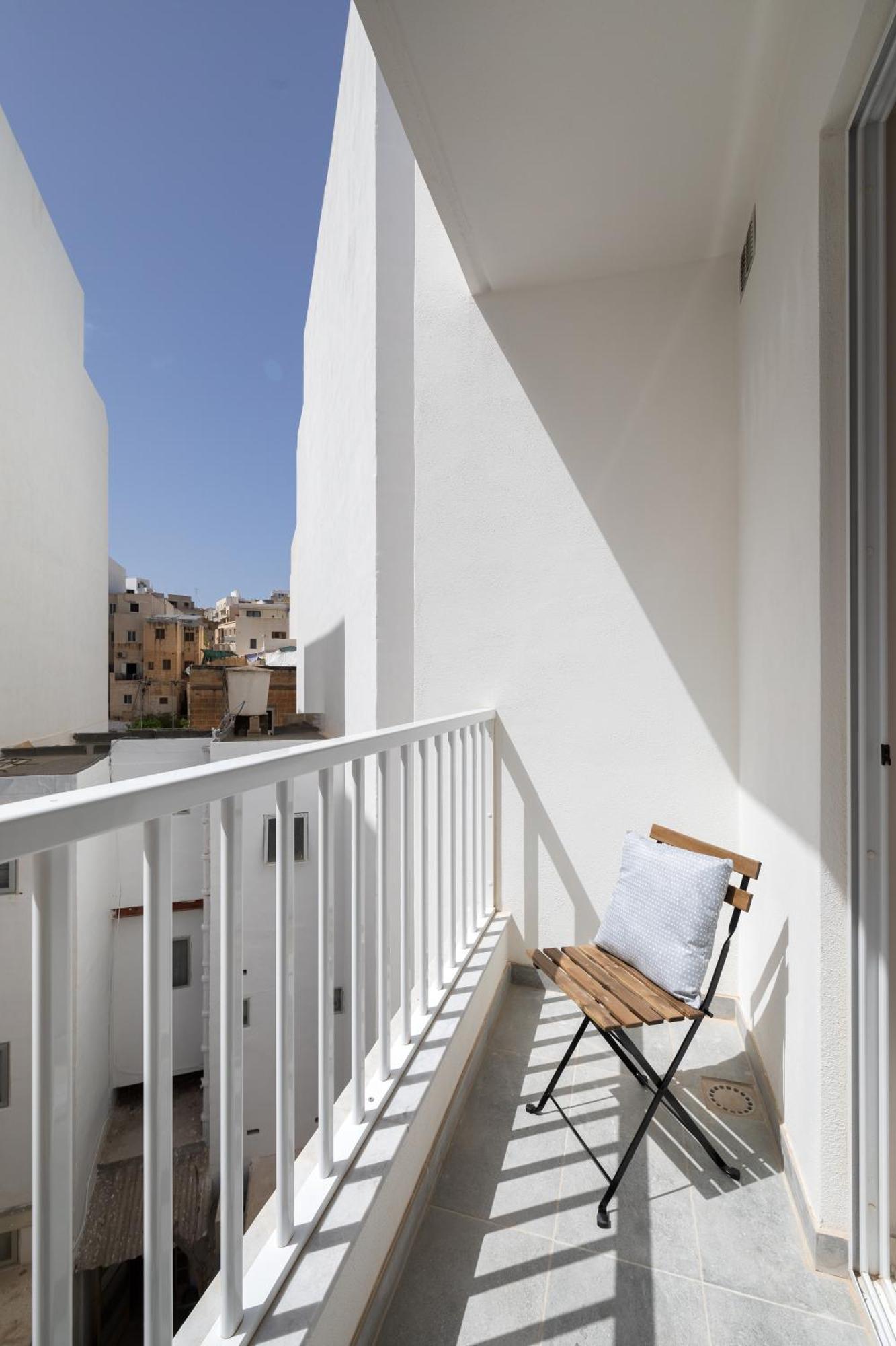 Gzira Edka Suites - Modern Sunlit 2Bd Apartments With Balconies - Close To Sliema Promenade, St Julian'S & St Georges Bay מראה חיצוני תמונה