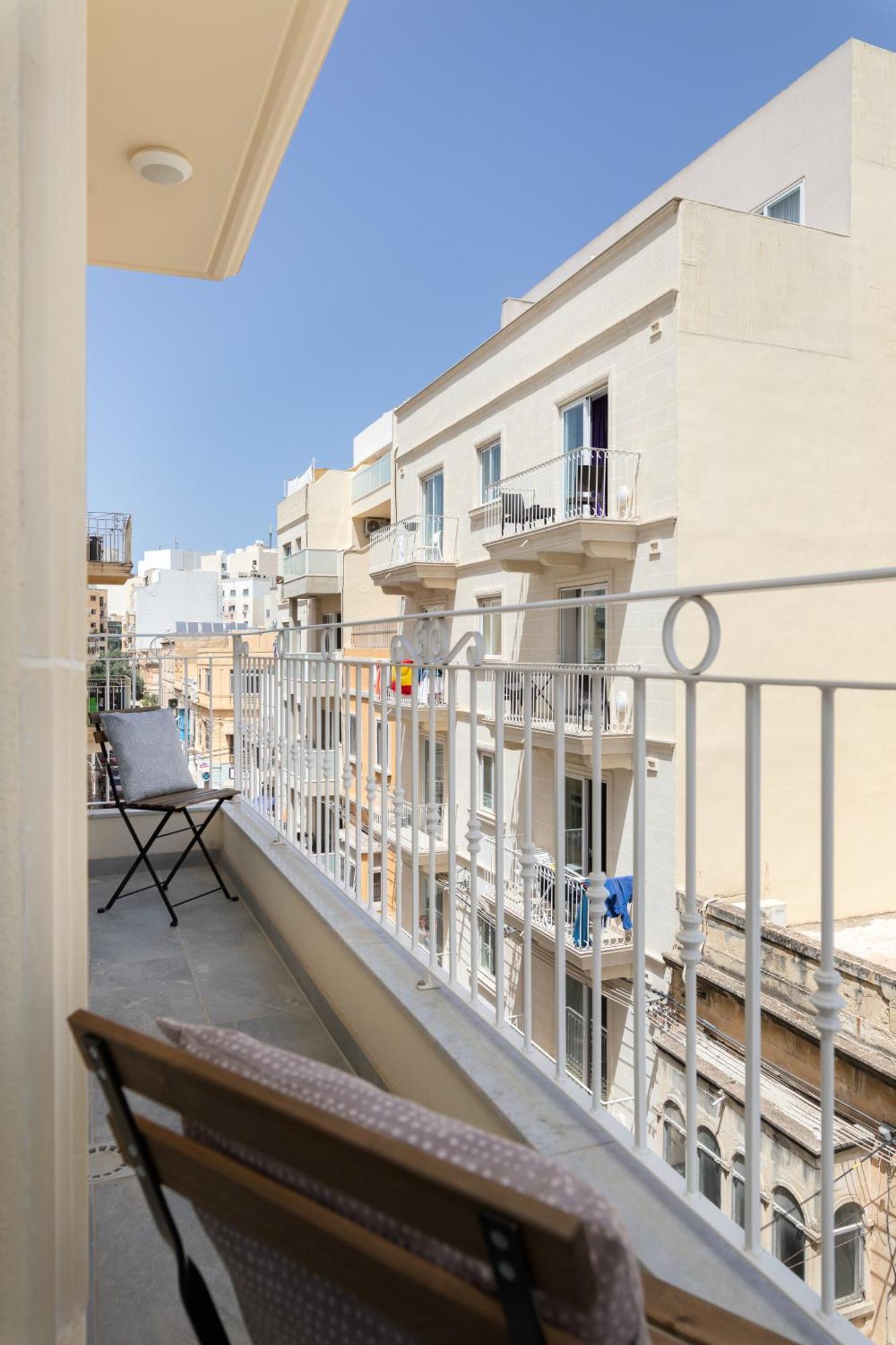 Gzira Edka Suites - Modern Sunlit 2Bd Apartments With Balconies - Close To Sliema Promenade, St Julian'S & St Georges Bay מראה חיצוני תמונה